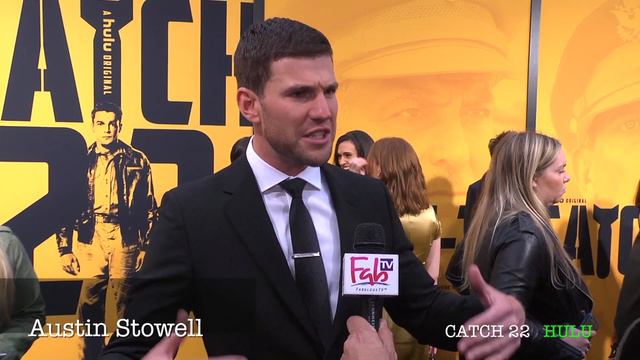 HULU's "CATCH 22" premiere with Austin Stowell смотреть онлайн