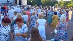 «Цветет, цветет возле дома калина...»👍💮🌸🌺😊