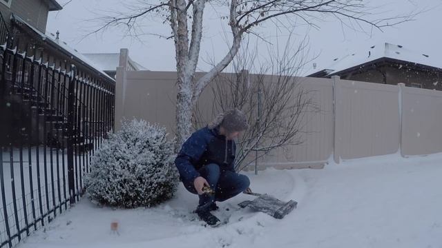 Minecraft Multi Tool Pickaxe Shovel & Axe 3 In 1 Toy Mattel