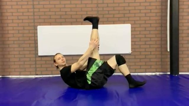 Что делать, если свело ногу смотреть онлайн