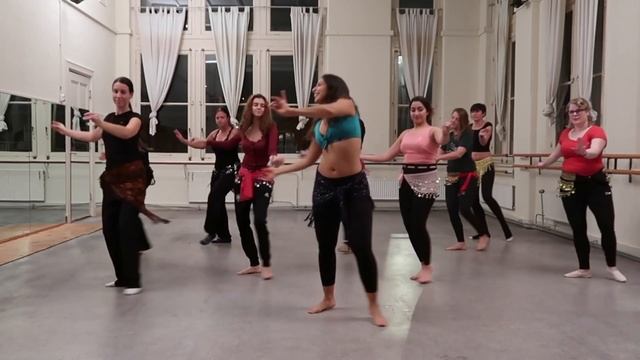 Mouchtag La 'inak / مشتاق أنا لعينك - Balqees & Ramy Sabry | Bellydance | Zumba смотреть онлайн