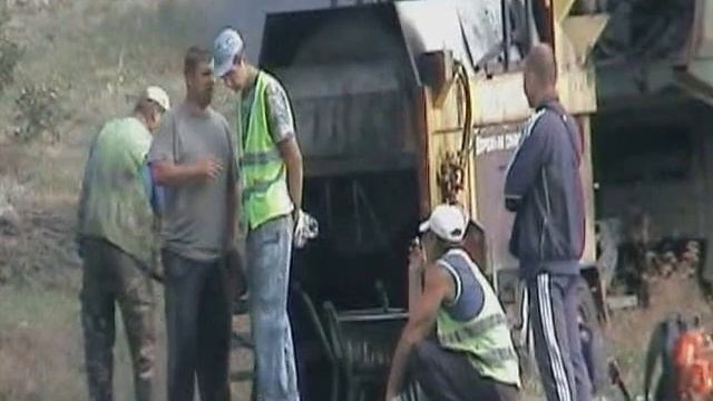 Ямочный ремонт автодороги (Стаханов) смотреть онлайн