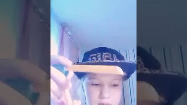 1том. Подушка смайлик?? смотреть онлайн