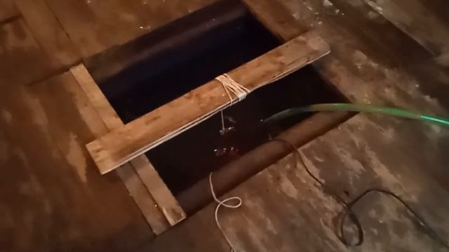 Продолжаю улучшать гараж, влажность, вентиляция, мусор, новый стол смотреть онлайн