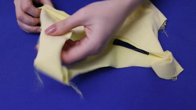 Топ-бюст "КРАШ". Видеоинструкция к журналу Ya_Sew 5/2022 смотреть онлайн