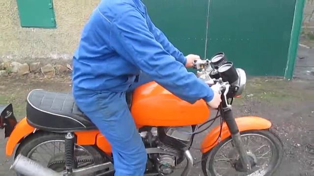 Как должна заводиться jawa/cz 350 смотреть онлайн