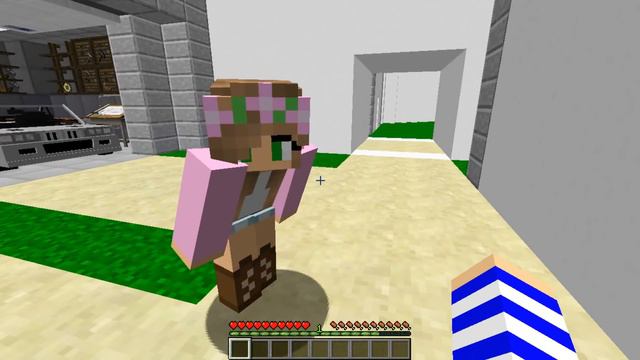 Minecraft Royal Family-RAVEN MOVES INTO THE CASTLE w/Little Carly and Little Kelly смотреть онлайн
