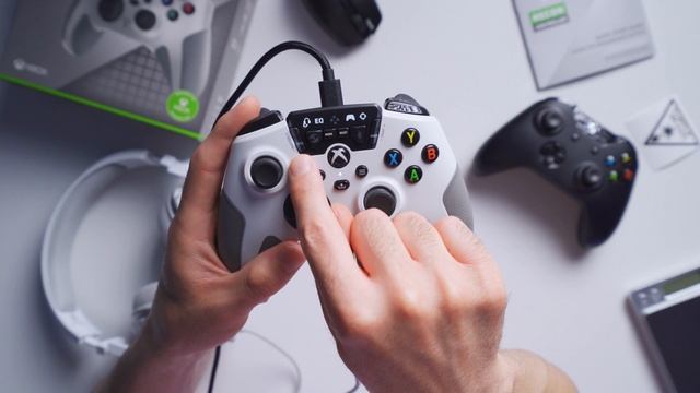 Turtle Beach Recon Controller for XBOX and Windows 10 - Detailed Review смотреть онлайн