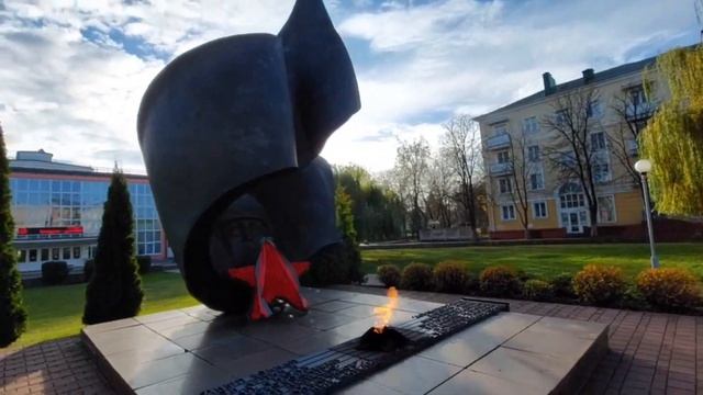 Памятник Освобождения (Барановичи) смотреть онлайн