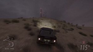 Как разбить все стенды в Forza Horizon 5.