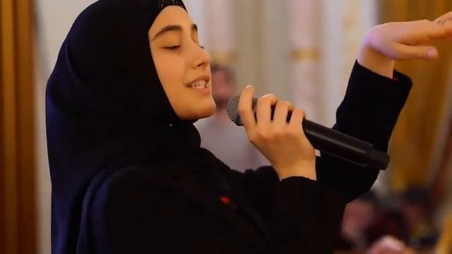 Хамзат Чимаев Танцует Чеченская Лезгинку 2021 Рамзан Кадыров, Khamzat Chimaev