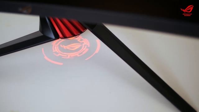 Prezentare Monitor ROG Strix XG32VQR смотреть онлайн