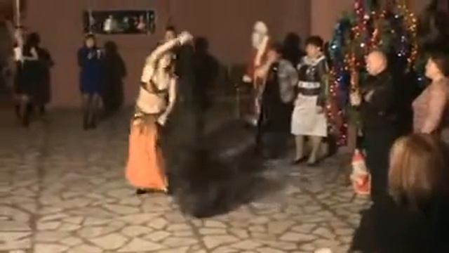 Кафе Радуга - Празнование Нового года.avi смотреть онлайн