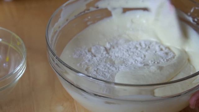 Fluffy Rice Cooker Cake ft. Cuckoo Pressure Cooker смотреть онлайн