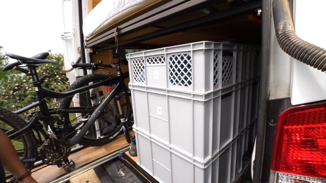 Sensationeller Van Ausbau mit ausziehbarem schwebendem Bett смотреть онлайн