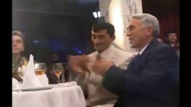 Сухроб Отаев - Чашмони масти чодуят смотреть онлайн
