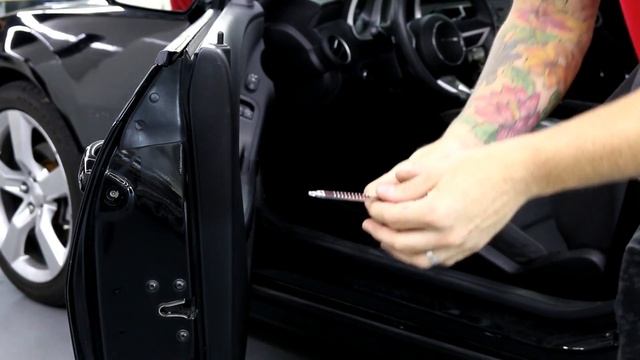 HOW-TO REMOVE / REPLACE DOOR HANDLE ON 2014 CAMARO смотреть онлайн