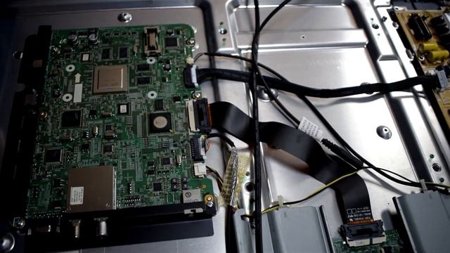 Ремонт Телевизора SAMSUNG UE40D6530WS смотреть онлайн