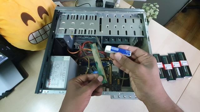 Computer Turns On But No Display On Monitor | CPU turn on but nothing on screen easy solution Bangl смотреть онлайн
