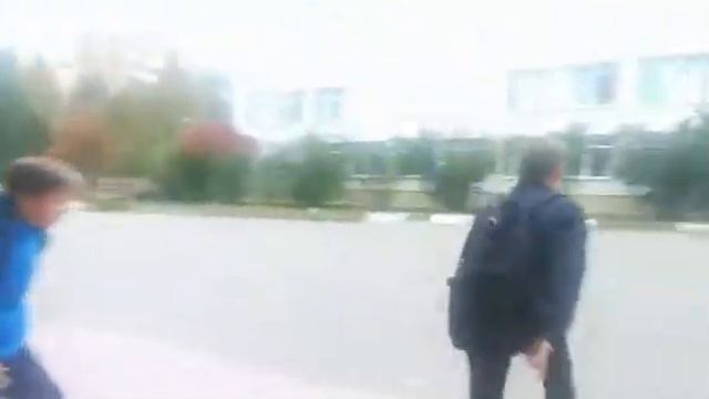 Как наши дети уходят со школы !😅 смотреть онлайн