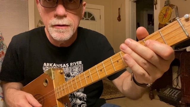 Robert Johnson Sweet Home Chicago 4 String CBG Lesson #cbglesson #robertjohnson #blues #cbg смотреть онлайн