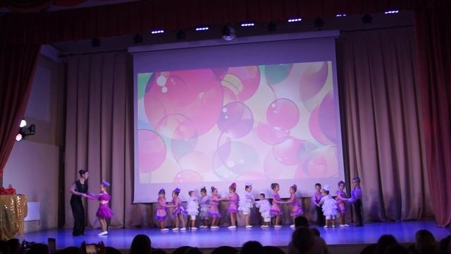 Ансамбль спортивных бальных танцев "Родничок" Осенний бал (12.11.2023) ч.1 смотреть онлайн