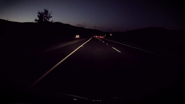 High Beam Assist Explained | Hyundai смотреть онлайн