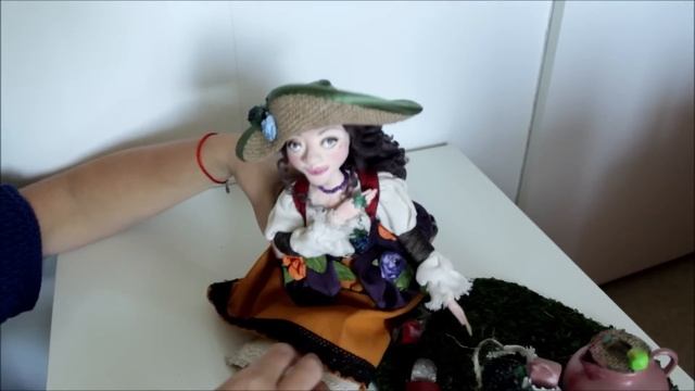 Куклы, которые меня спасли/Книги, которые я читаю смотреть онлайн