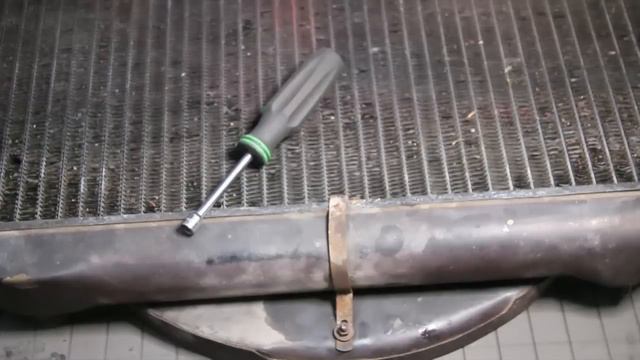 Mercedes W113 280SL Pagoda Rescue Part 6 - Radiator and Oil Cooler Repair w/ Kent Bergsma смотреть онлайн