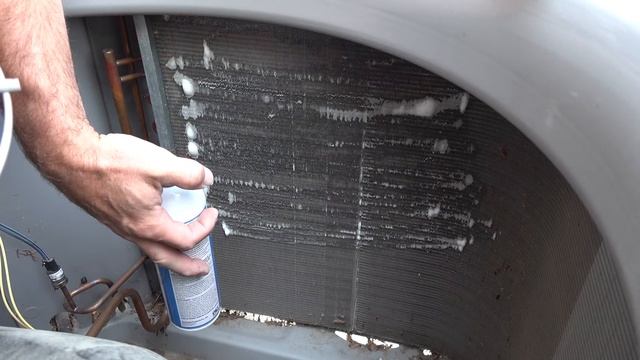 How To Clean Your Air Conditioner Condenser смотреть онлайн