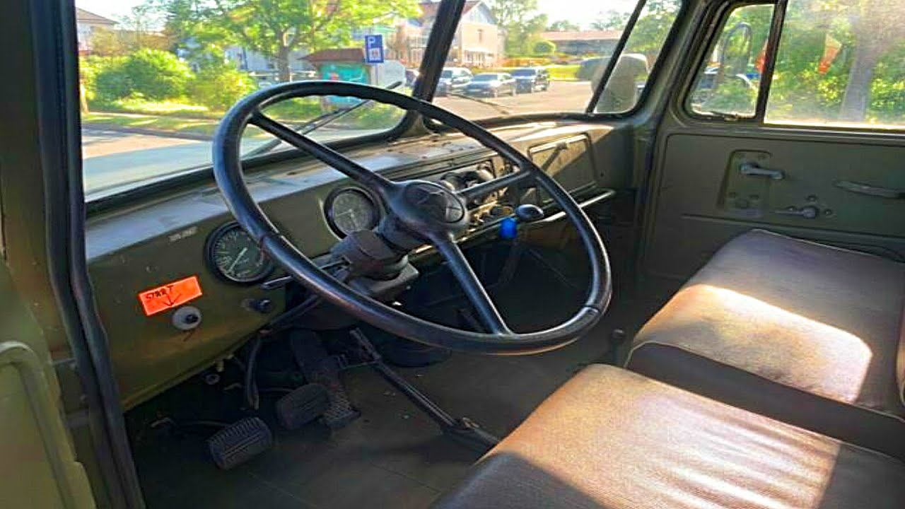 Вот оно настоящее Советские качество – Раньше делали Лучше! Ранний экспортный УРАЛ-375Д с "ЛЮКОМ" смотреть онлайн