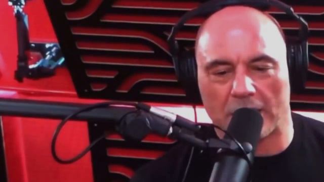 Joe Rogan reacts to Carlos Mencia Appearance on Bobby Lee смотреть онлайн
