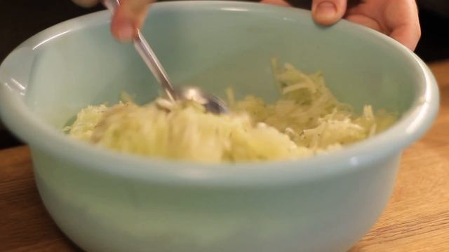 Котлеты из кабачка с курицей и сыром | Быстрый и экономный рецепт