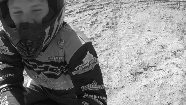 ПОКОРЕНИЕ ГОРНЫХ ВЕРШИН // НЕОБЫЧНАЯ ТРЕНИРОВКА НА ПЕСКАХ смотреть онлайн