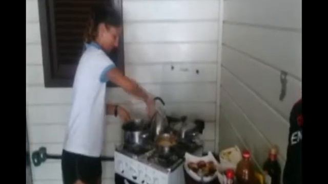 Alimentação no Atol смотреть онлайн