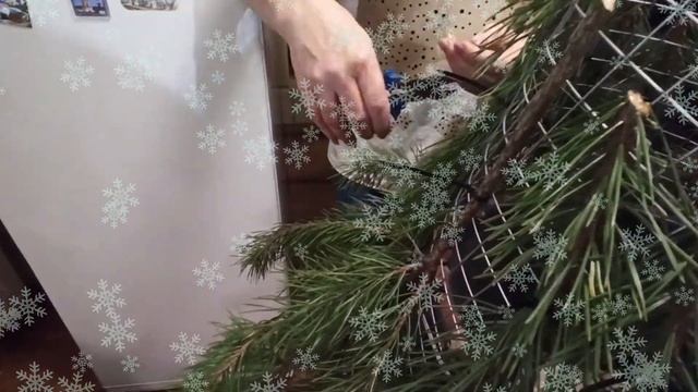 Гном из сосновых веток своими руками, на улицу смотреть онлайн