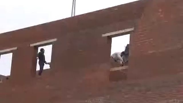 В армавирской Старой станице продолжается возведение школы смотреть онлайн