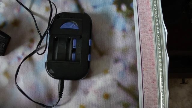 Зарядное устройство для видеокамеры Панасоник HC X-920. смотреть онлайн