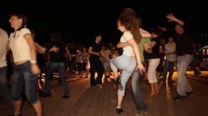 Очаровательные движения в Нескучном Саду. Хастл
