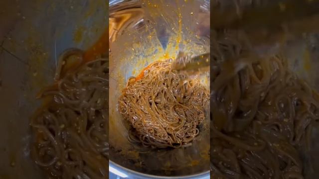 КОРЕЙСКИЙ РЕЦЕПТ/ГРЕЧНЕВАЯ ЛАПША #корейскаяеда#кореяжизнь#рецепт смотреть онлайн