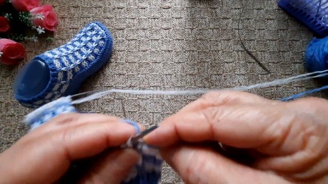 ?Удобные и теплые носки-следочки.?Вяжется легко и быстро.? смотреть онлайн