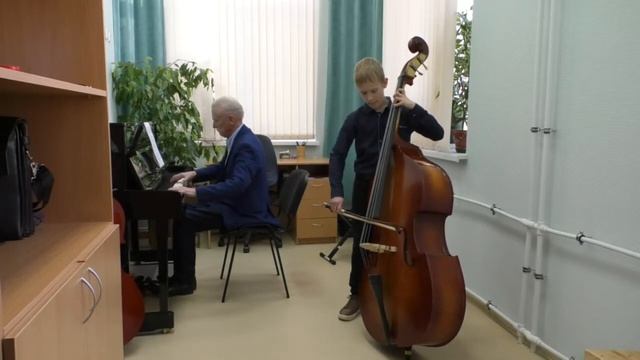 Р. н. п. "Ах ты, зимушка зима" исп. Святов Марк г. Рязань МБУДО "ДШИ № 2" смотреть онлайн