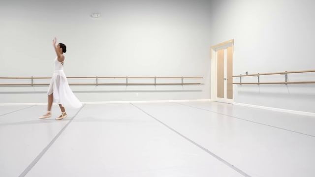 “Waves” - Contemporary Ballet at Master Ballet Academy смотреть онлайн