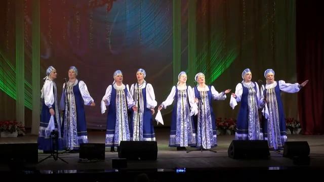Ансамбль народной песни "Морошка" - Я на печке молотила смотреть онлайн