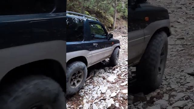 Mitsubishi Pinin rocks смотреть онлайн