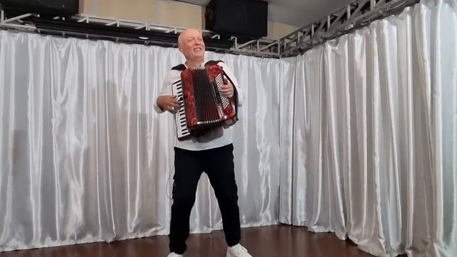 Николай Засидкевич - Потолок ледяной (аккордеон) смотреть онлайн