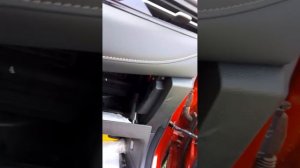 Как менять салонный фильтр Москвич 3 JAC JS 4