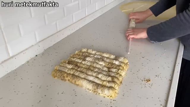 ❗️HAMURU BÜZÜK Sadece OKLAVAYA SAR Ve Büzdür BU Kadar KOLAY Lezzetli TATLI TARİFLERİ смотреть онлайн