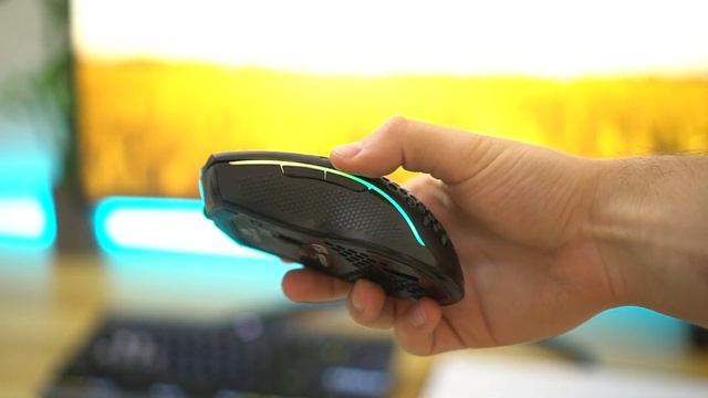Unboxing & Review - Redragon M808 Storm Pro WIRELESS смотреть онлайн