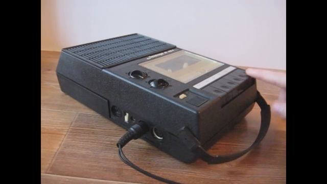 Кассетный магнитофон "Легенда-М-404" ("Legend-M-404") смотреть онлайн